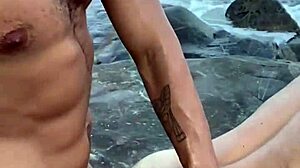 I can’t get enough of fudendo on Abrico’s rocky beach in RJ.