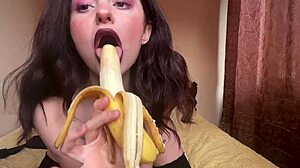 hot curvy brunette strips and plays