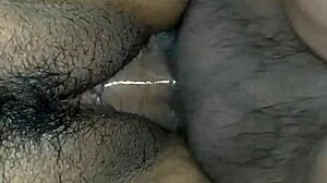 Un Amigo Me Coge Con Cond�n