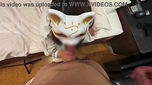 旦那が出張中にホテルで熱い夜を過ごす2人