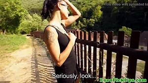 Euro slut says, give me a facial