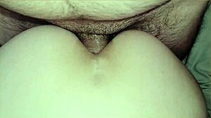 Anal sex with a farting girlfriend can be hot