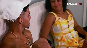 Put the naughty young girl to suck my swollen pussy?