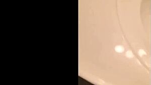 Watch these twinks jerk off huge cumshots!