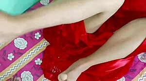 Hun er fantastisk på blowjobs i denne amatør closeup-videon. Hennes 18+ ferdigheter skinner i hver hardcore ramme.