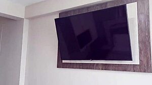 latina amateur enters a nice hotel in lince for sex.