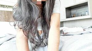 latina amateur enters a nice hotel in lince for sex.