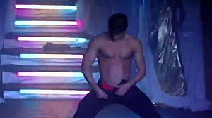 gwen tennyson from ben 10 in hentai?