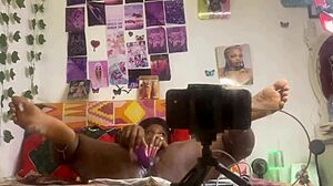 Played with my pussy in the mirror!