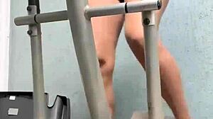 Brave look at what she dared in the gym