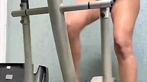 Brave look at what she dared in the gym