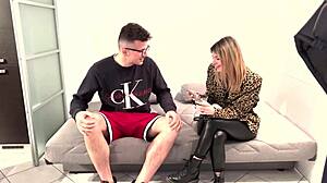 Amateur Blonde Actress Fucks Fan in Elevator 😏