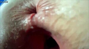 MILF's Sexy Bubble Butt!