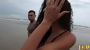 Manoella Fernandes fucks on the beach in Mongaguá!