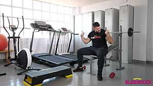 My first gym day with Magic Javi and Kike Gil, muscular bodybuilders