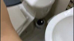 Quick Bathroom Bang with Party Girl I Just Met