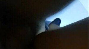 El tio hace de las suyas cuando estoy sola