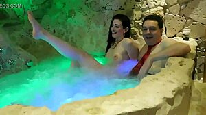 Andrea Dipre meets the Velina Padana without censorship