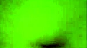 El tio hace de las suyas cuando estoy sola