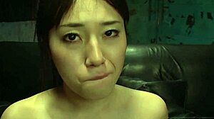 cute asian girlfriend sucking dick hard 😘