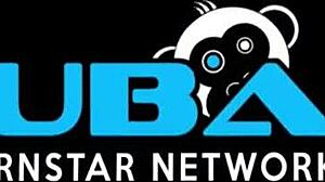 Slim Alix Lynx Worships Her Pussy Boldly