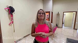 loirinha safada gives to friends