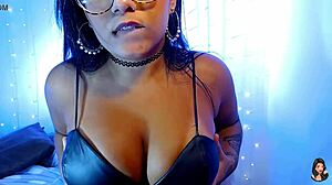 Fuck Hot Aunt In Hidden Bathroom!