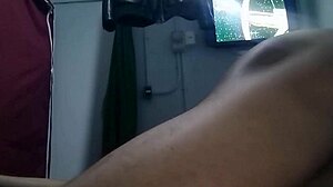 Follando Ando Bareback Interracial Fuck