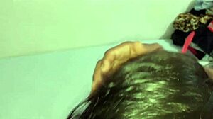 Toy doesn't work, wanted to eat her pussy hair