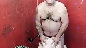 Novinha Gosta Que O Veio Pega Ela De Quatro Só Assim Ela Consegue Gozar