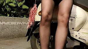 Solo pleasure in the great outdoors: the temptation of rough sex