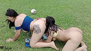 Hot Hermanastras Masturbate Candy Rouse And Vayolet Fox