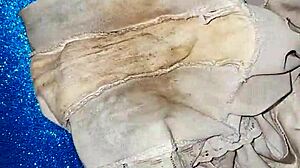 Neighbor's dirty emo panties look so intriguing