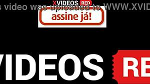 young girl in towel gets pizza delivery and facial cumshot