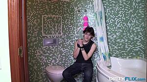 dirty flix story - serpente edita cuckolded in steamy bathroom