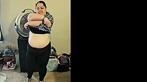 i am a bbw dancing to milkshake while stripping in this hentai anime style