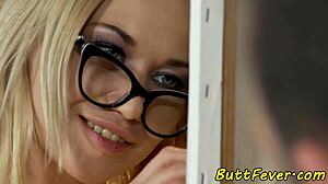 Damn, this spex babe takes it hard anally doggystyle like a pro!