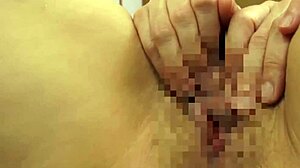 She Says, 'Enjoy My Pussy and Anus'