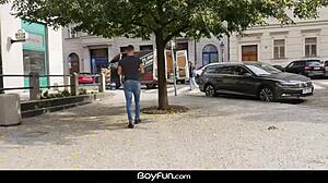 Gay guy gets some action after sending a provocative text message