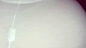 I love tight leggings for yoga to show off my huge Latina ass every time