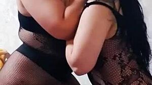 stepmom's big ass tempted stepdaughter for pussy banging