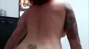 hot girl shaking brazilian ass - twerk