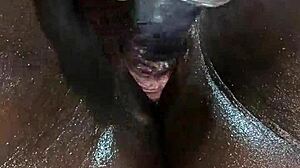 Look at this ebony beauty touching herself