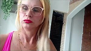 USA pornstar solo masturbation in beauty salon with hidden brush