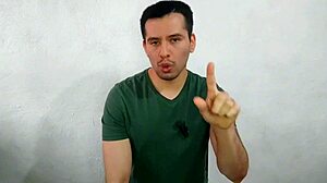 I gave my first blowjob to muscular coworker's 21cm cock in office, almost caught.