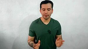 I gave my first blowjob to muscular coworker's 21cm cock in office, almost caught.