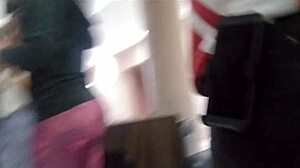 Me encontré a esta putita irresistible nalgona. ¿No quieres probarla?