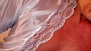 Fiona’s fetish for breast expansion with a vacuum pump