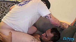 Noite de Filme Virou Suruba na Sala de Estar Completo no Red