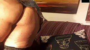 Fat woman masturbates and shows her big ass on cam